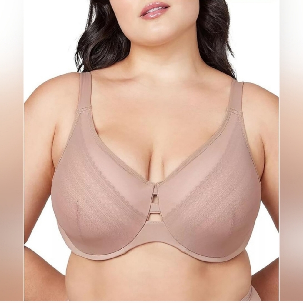 NWT SPANX Women's Illusion Lace Minimizer 38D. $82